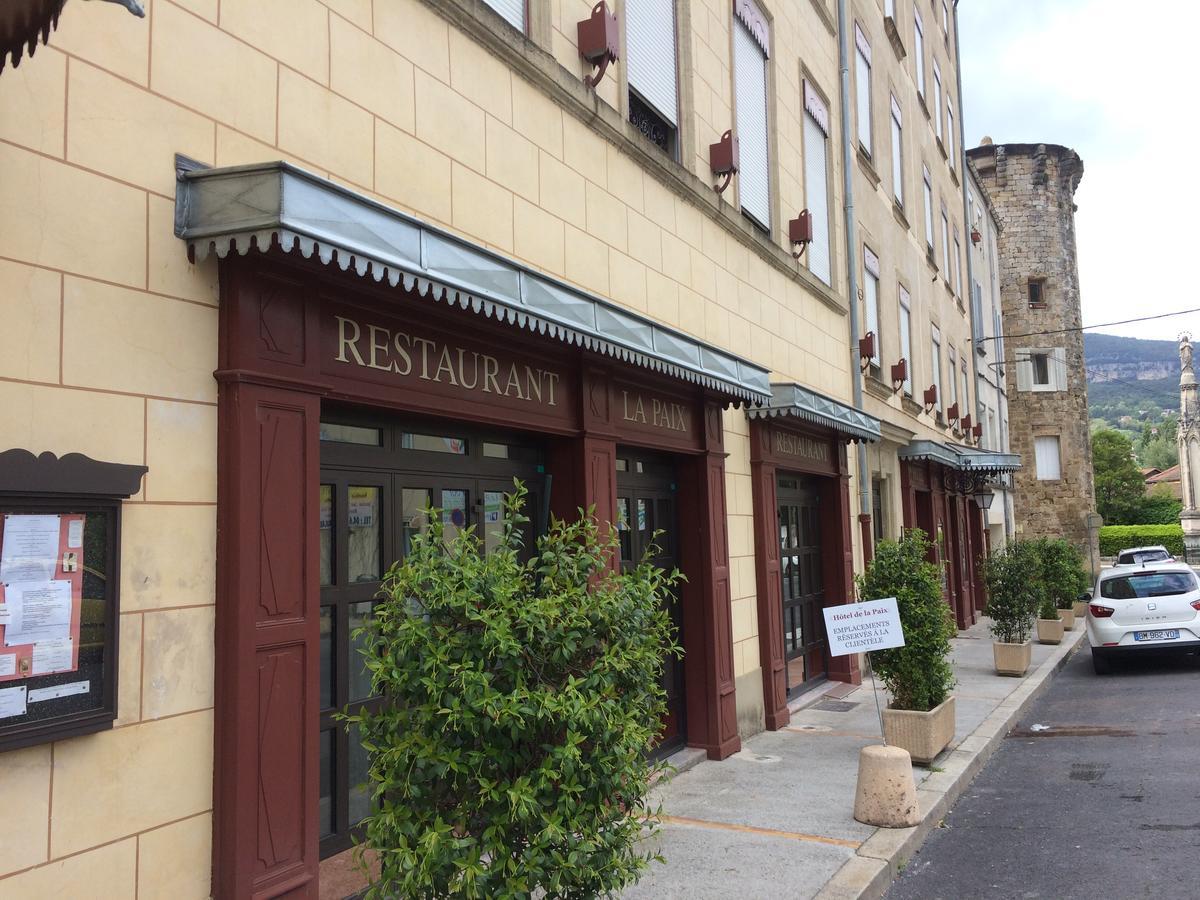 Logis Hotel Restaurant De La Paix Lodeve Bagian luar foto